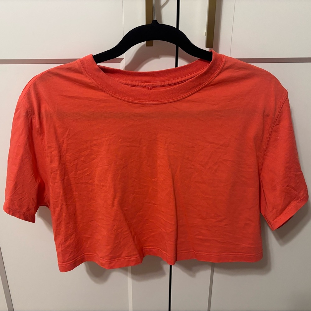 Lululemon Athletica Orange/Pink Crop T-Shirt Short Sleeve